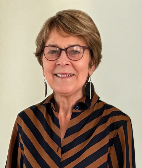 Joanne Arnoys